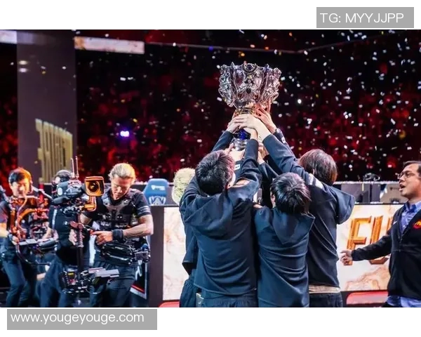 实时新闻热议英雄联盟FPX战队如何通过耐力变革重塑赛场竞争力